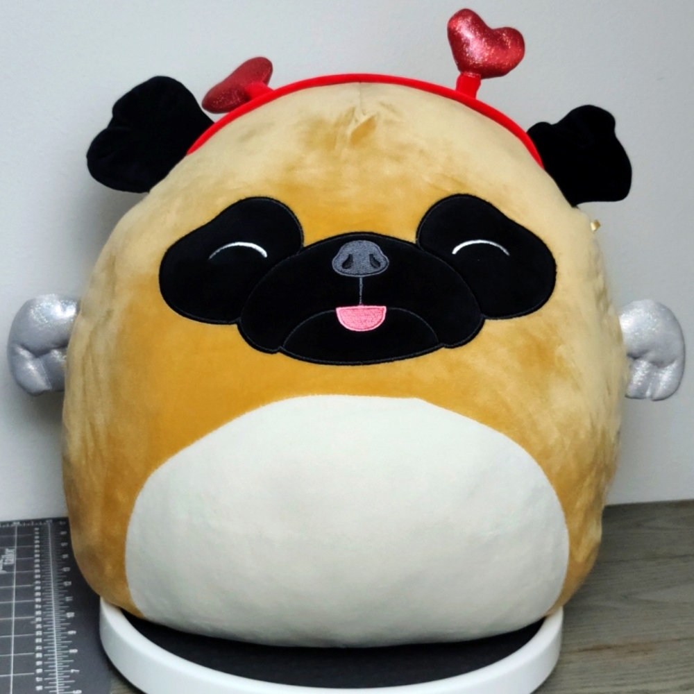 16" Squishmallows Pam the Pug Heart Headband & Winking Eyes 2023 Valentine's